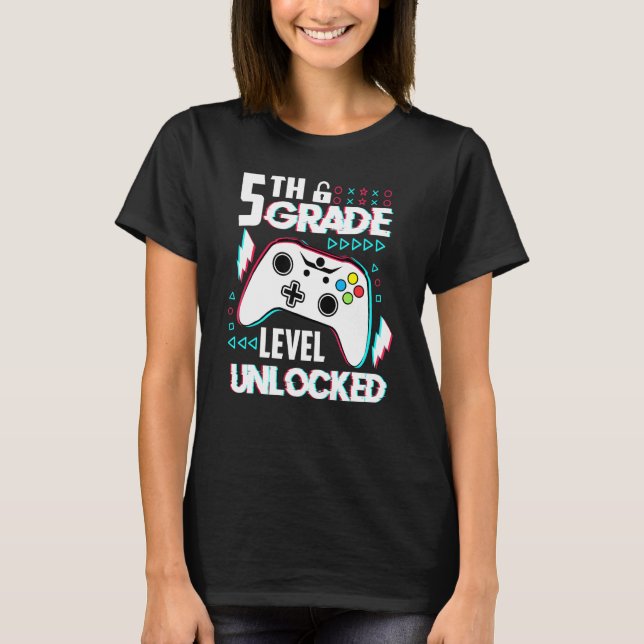 Retro 5th Grade Level Unlocked Back To School Day  T-Shirt (Front)