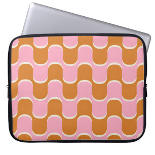 Retro 70s: Gold-Pink Wavy Pattern. Laptop Sleeve