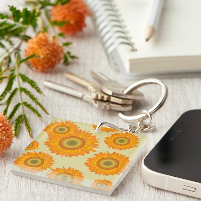 Retro 70s Yellow Sunflower Floral Pattern Key Ring (Creator Uploaded)