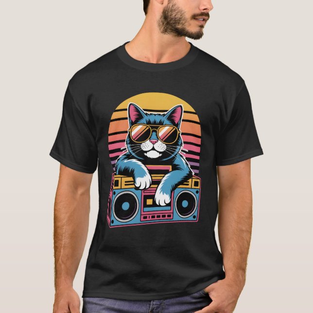 Retro 80s Cat with Sunglasses – Synthwave Kitty T-Shirt (Front)