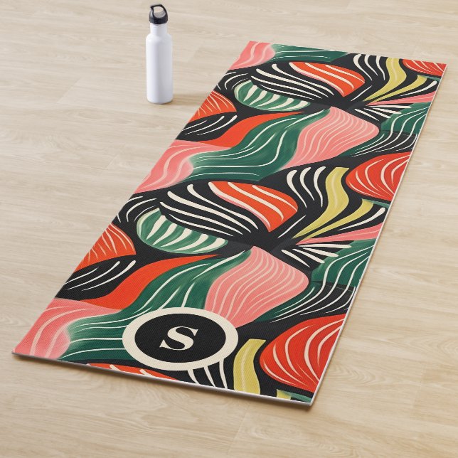 Retro Abstract Wave Pattern Yoga Mat (In Situ)