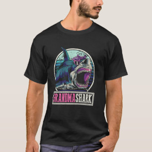 Retro Animal Grandmother Mothers Day Gift Grandma T-Shirt