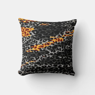 Retro animal print skin texture of leopard cushion
