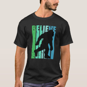 Retro Bigfoot Believe Yeti Green Bigfoot Vintage D T-Shirt