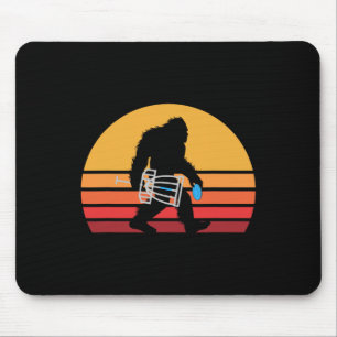 Retro Bigfoot Disc Golf Eighties Sasquatch Disc Go Mouse Pad