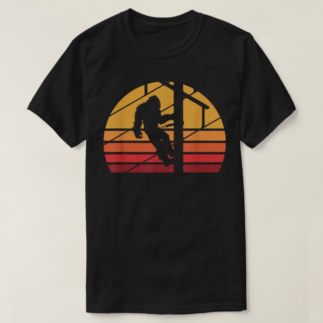 Retro Bigfoot Lineman Electrician Sasquatch Linewo T-Shirt (Design Front)