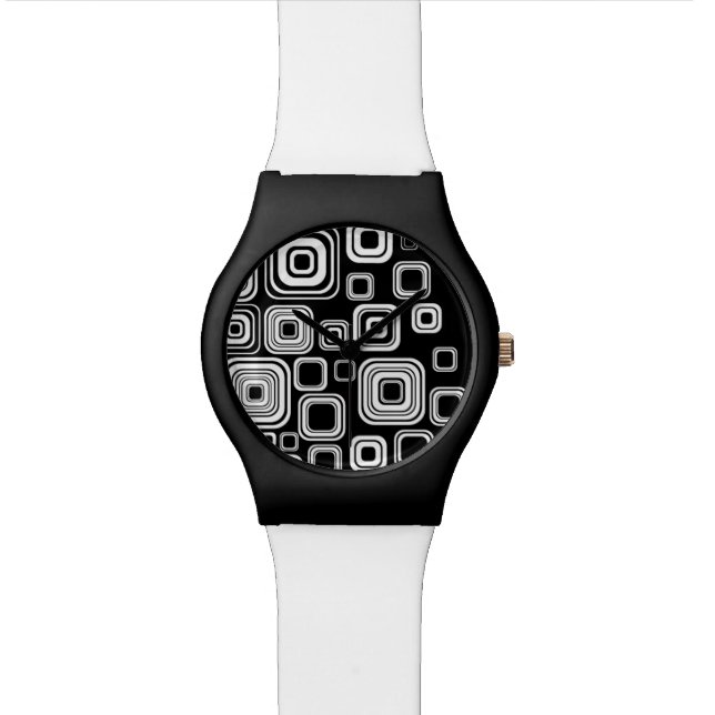 Retro black and white squares watch (Close Up)