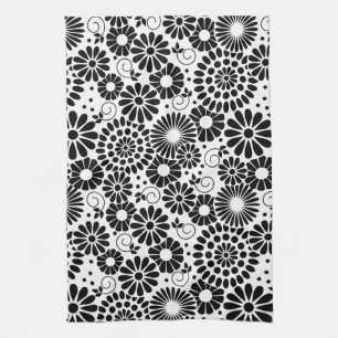 Retro black white flowers Towel