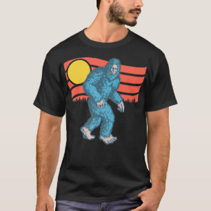 Retro Blue Sasquatch Cool Eighties Vintage Yeti Gr T-Shirt
