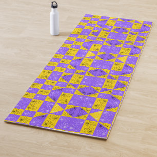 Retro Boho Purple & Yellow Daisy Chequerboard Yoga Mat