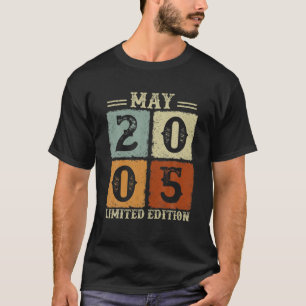 Retro Born In May 2005 16Th Birthday Gifts 16 Year T-Shirt
