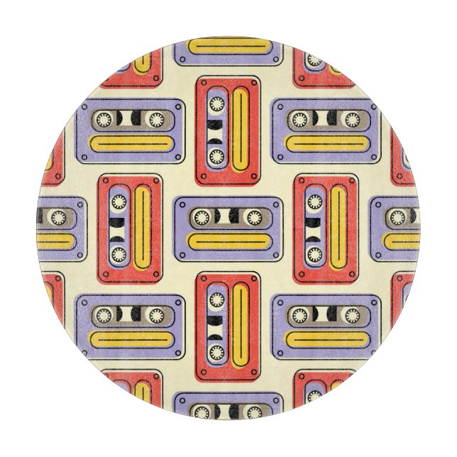 Retro cassette tapes: seamless pattern. cutting board (Front)