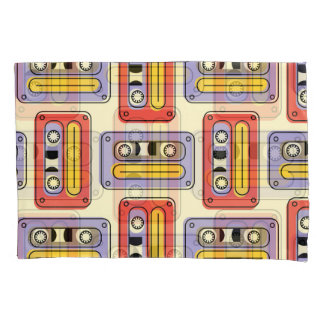 Retro cassette tapes: seamless pattern. pillowcase
