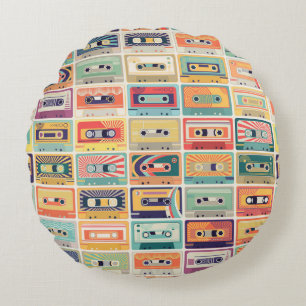 Retro Cassette Tapes Vintage Pattern. Round Cushion