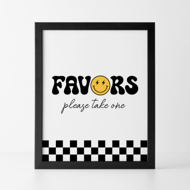 Retro Chequered Happy Face Birthday Favours Sign (Creator Uploaded)