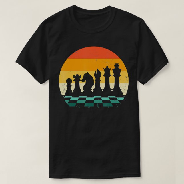 Retro Chess  Vintage Sunset Chess Player  T-Shirt (Design Front)