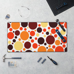 Retro circular pattern desk mat