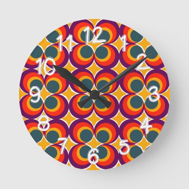 Retro Clovers  Round Clock (Front)
