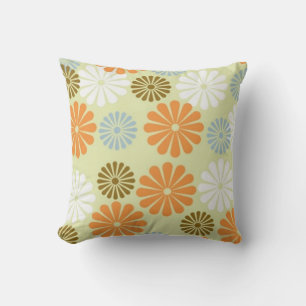 Retro Daisy Cushion
