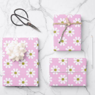 Retro Daisy Flower Pattern in Pink  Wrapping Paper Sheet