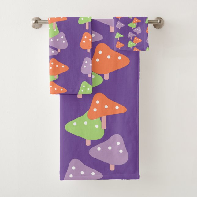 Retro Dancing Mushroom Patterned Kids Bath Towel Set (Insitu)