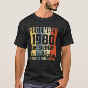 Retro December 1980 Funny 40th Birthday Gift T-Shirt