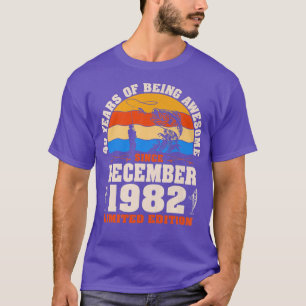 Retro December 1982 40 Year Old Fishing Lover 40th T-Shirt
