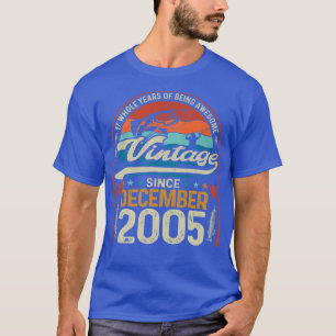 Retro December 2005 17 Year Old Fishing Lover 17th T-Shirt