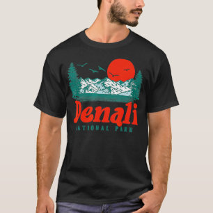 Retro Denali National Park Mountain Trees Sun Gra T-Shirt