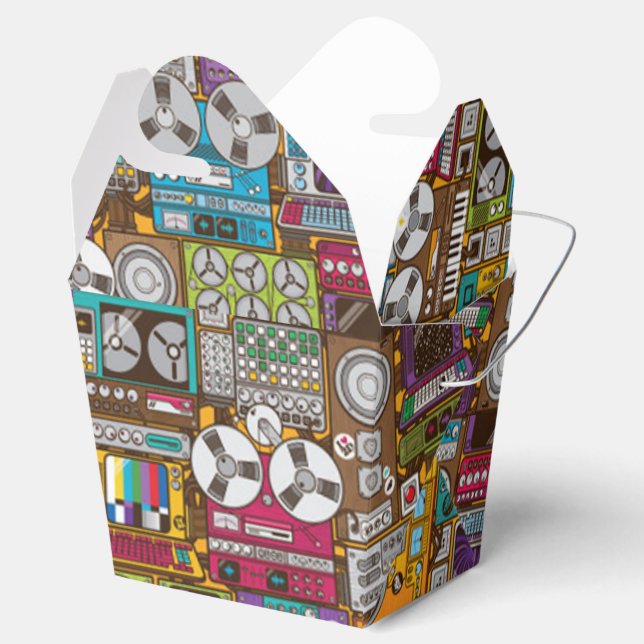 Retro Devices Recording Studio Take-Out Favour Box (Opened)