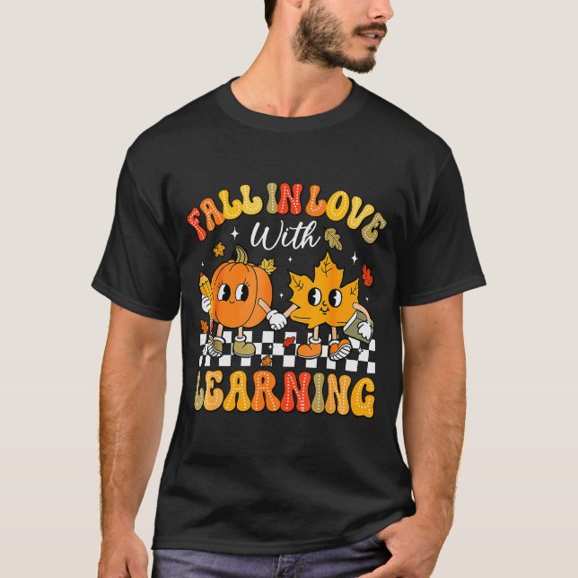 Retro Fall In Love With Learning Autumn Pumpkin Te T-Shirt (Front)
