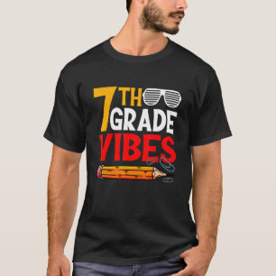 Retro First Day Of School 7th Grade Vibes Back To T-Shirt