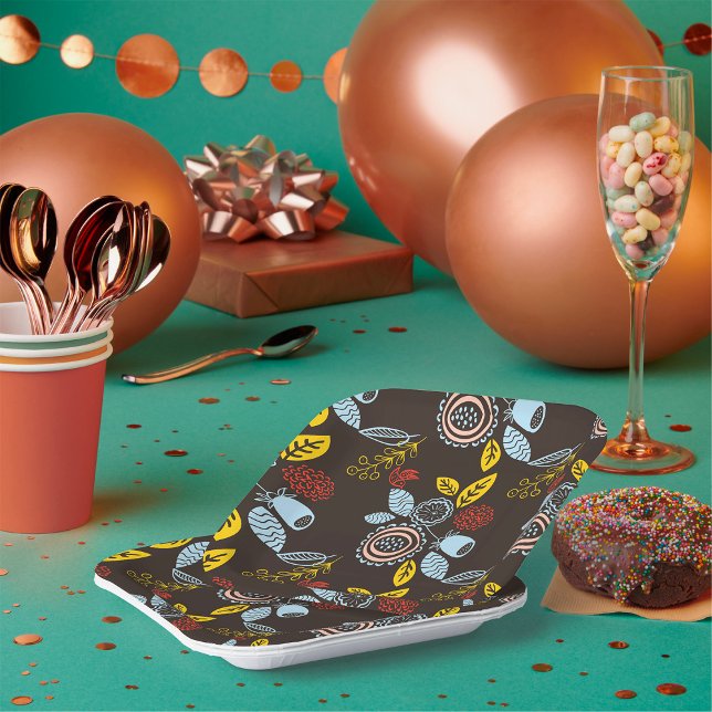 Retro Floral Pattern Paper Plate (Creator Uploaded)