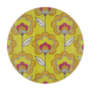 Retro floral pattern, seamless design. cutting board