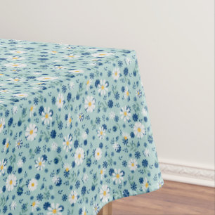 Retro floral pattern with daisies. tablecloth