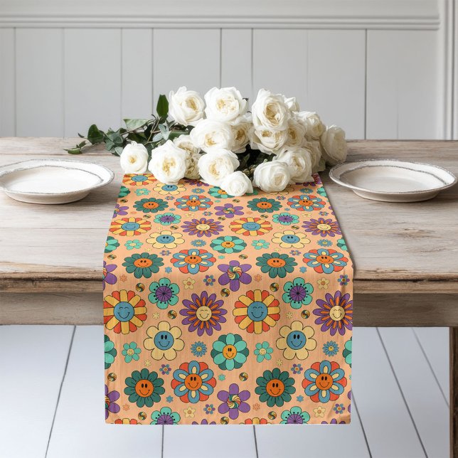 Retro Floral Runner 60s Pastel Dining Accent (Retro Floral Runner 60s Pastel Dining Accent)