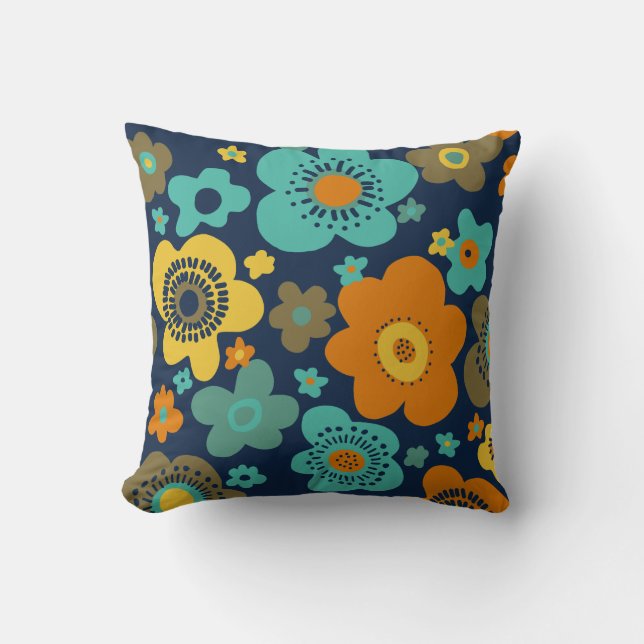 retro flower 60s 70s pattern pillow (Front)