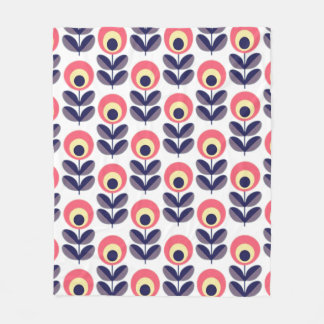 Retro Flower Pattern Fleece Blanket