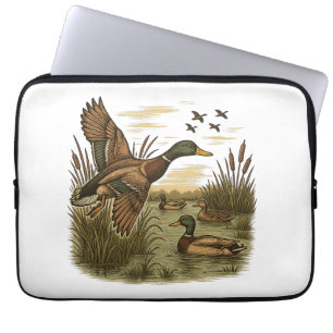 Retro-Flying-Mallard-Duck-Hunting Laptop Sleeve