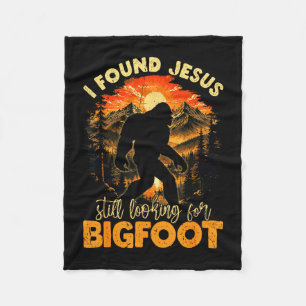 Retro found jesus looking for bigfoot christians fleece blanket