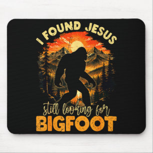 Retro found jesus looking for bigfoot christians mouse pad