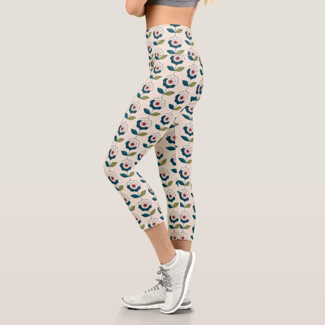 Retro Fun Garden Flower Pattern Capri Leggings (Left)