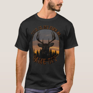 Retro Game Day Whitetail Buck Deer Hunting Design  T-Shirt