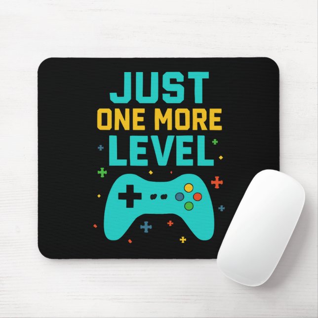 Retro Gaming Pixel Art Design" Mouse Pad (With Mouse)