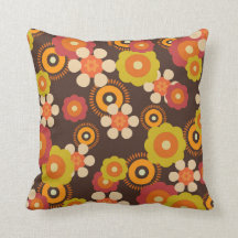 Retro geometric floral pillow