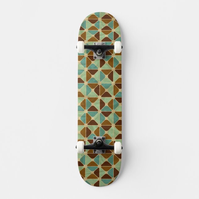 Retro geometric pattern skateboard (Front)