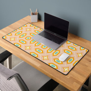 Retro geometric pattern with hexagons and stars desk mat