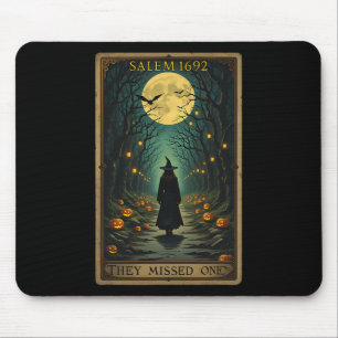 Retro Girls Trip Salem Time To Get Salem 1692 Hall Mouse Pad