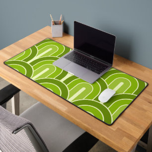 Retro Gradated Geometric Fan Pattern Desk Mat