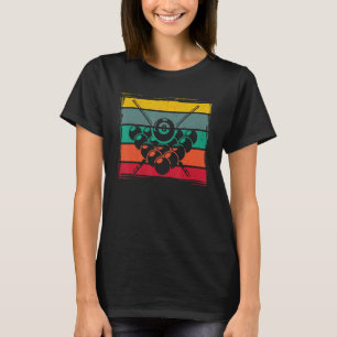 Retro Graphic Pool Billard Snooker Billard Cue 8 B T-Shirt